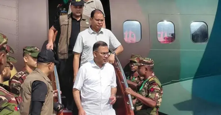 সৈয়দপুরে পৌঁছেছেন প্রধানমন্ত্রী